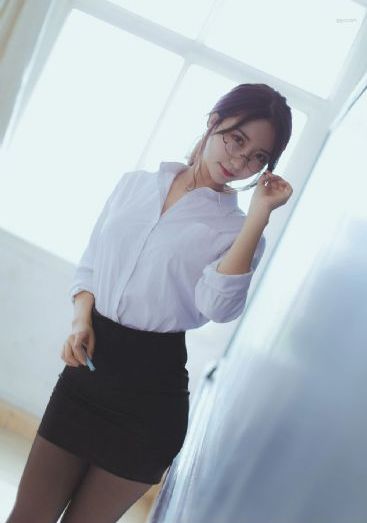 粉嫩紧窄被粗大撑开灌满精视频_高清免费观看最新